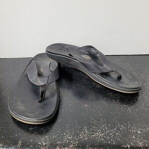 Chacos Black Leather Flipflops